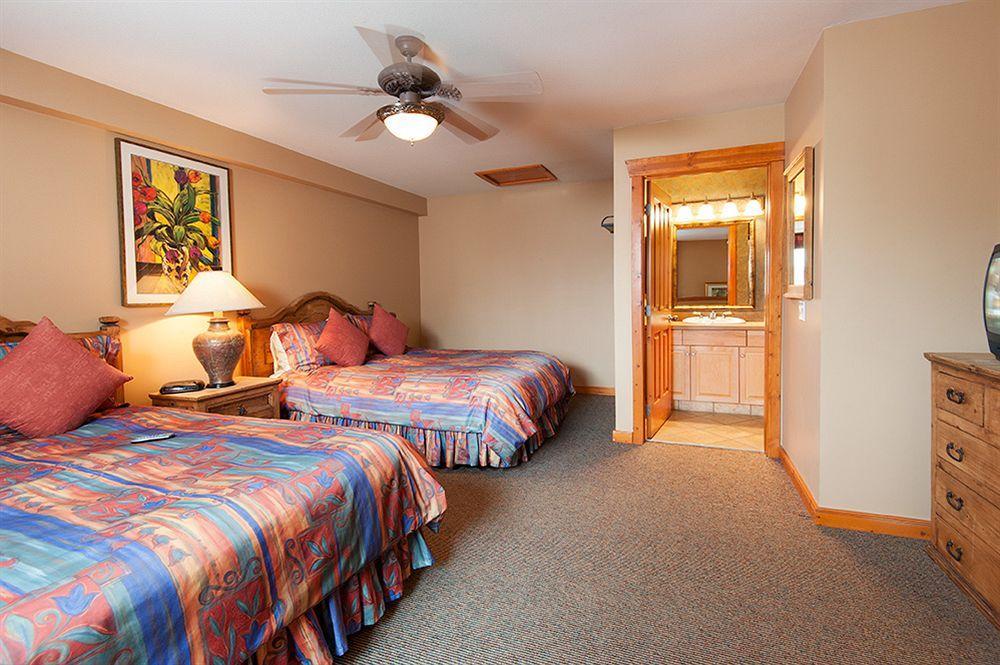 Lizard Creek Lodge Fernie Exterior photo